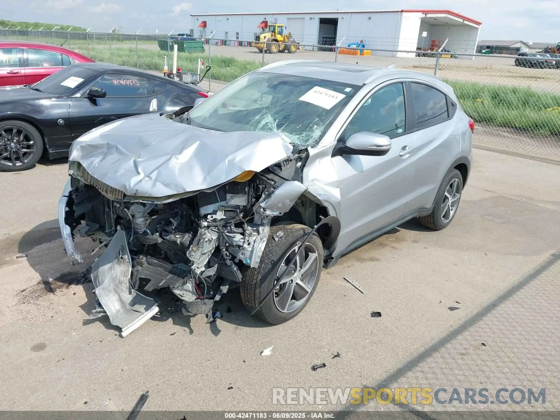 2 Photograph of a damaged car 3CZRU6H58NM766653 HONDA HR-V 2022