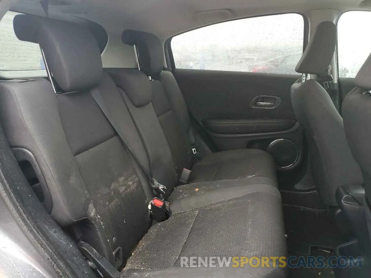 11 Photograph of a damaged car 3CZRU6H58NM772565 HONDA HR-V 2022