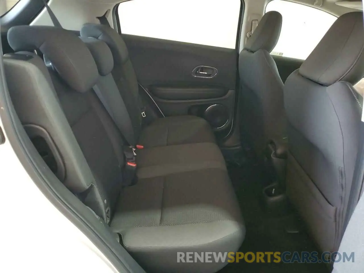10 Photograph of a damaged car 3CZRU6H59NM739722 HONDA HR-V 2022