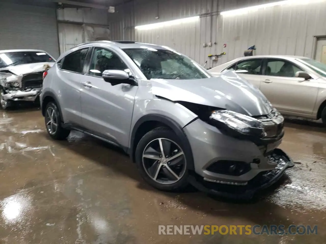 4 Photograph of a damaged car 3CZRU6H59NM743057 HONDA HR-V 2022