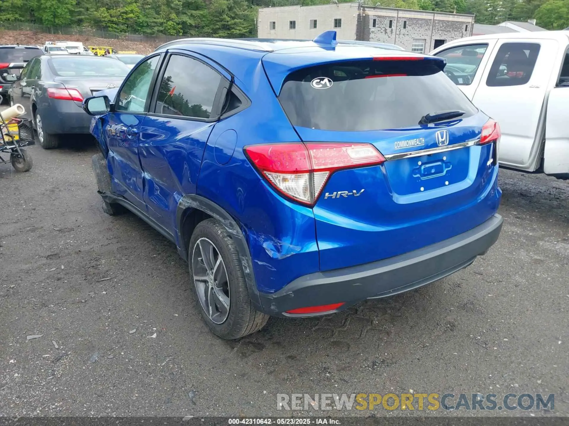3 Photograph of a damaged car 3CZRU6H59NM750767 HONDA HR-V 2022
