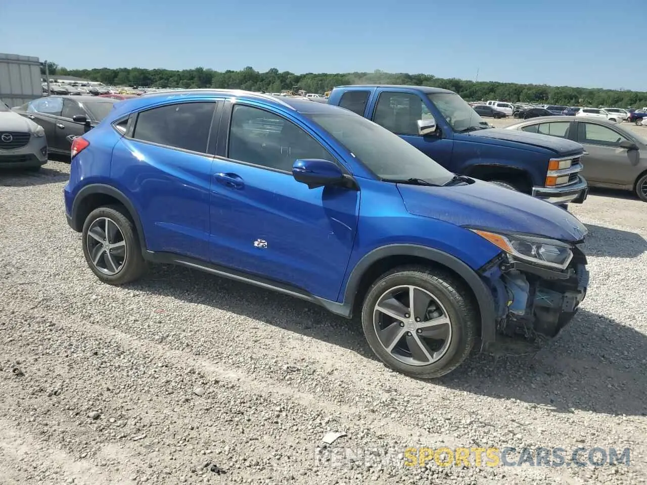 4 Photograph of a damaged car 3CZRU6H59NM764443 HONDA HR-V 2022
