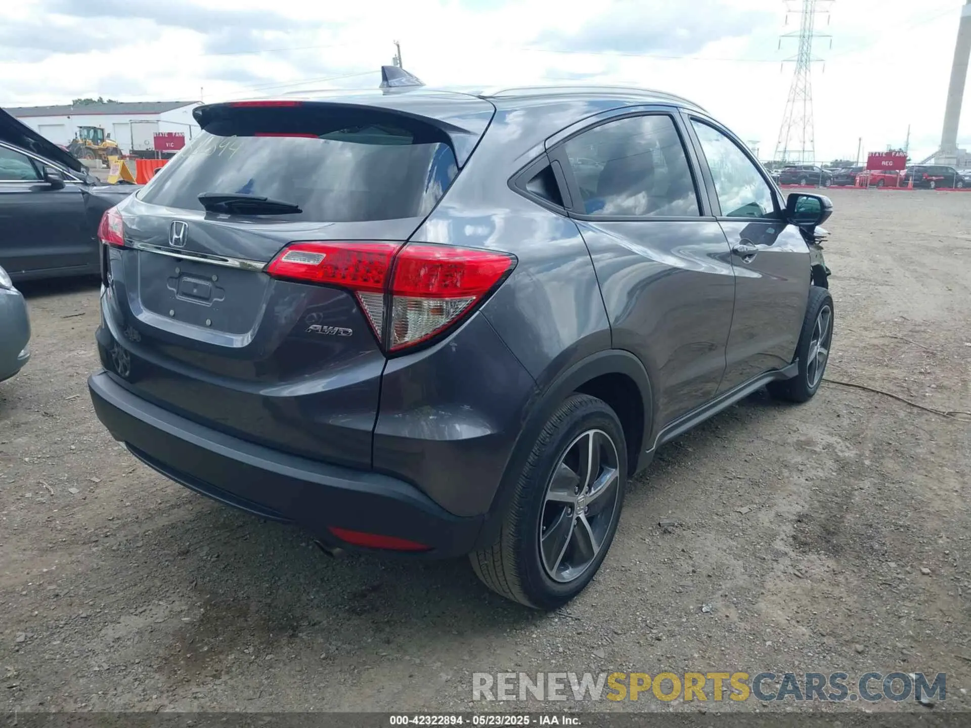 4 Photograph of a damaged car 3CZRU6H59NM764779 HONDA HR-V 2022