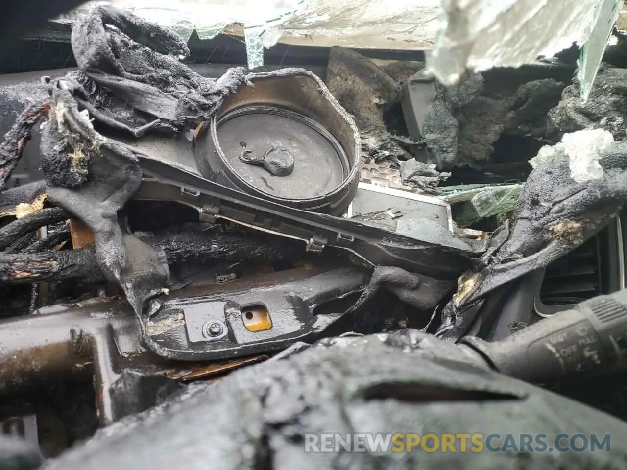 9 Photograph of a damaged car 3CZRU6H5XNM706079 HONDA HR-V 2022
