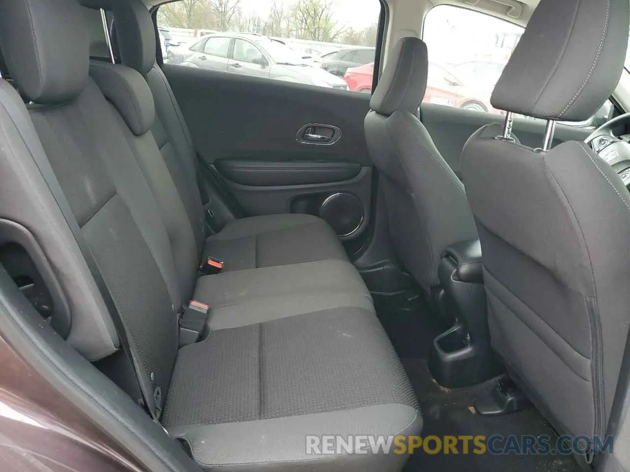 11 Photograph of a damaged car 3CZRU6H5XNM721391 HONDA HR-V 2022