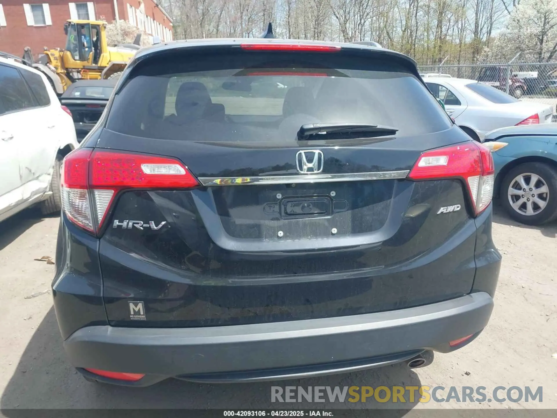 16 Photograph of a damaged car 3CZRU6H5XNM724887 HONDA HR-V 2022