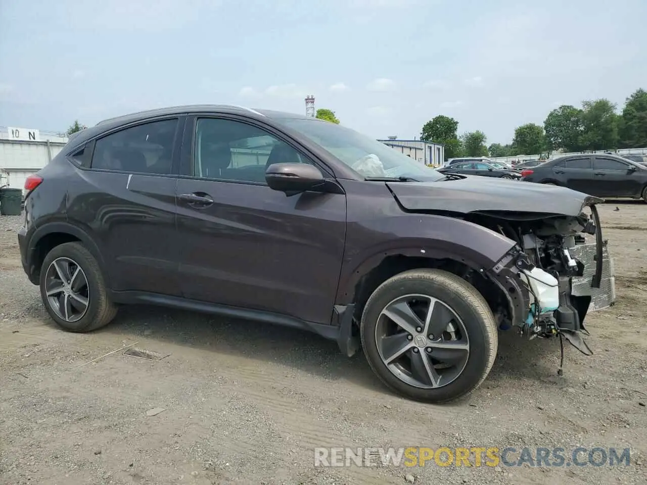 4 Photograph of a damaged car 3CZRU6H73NM731939 HONDA HR-V 2022