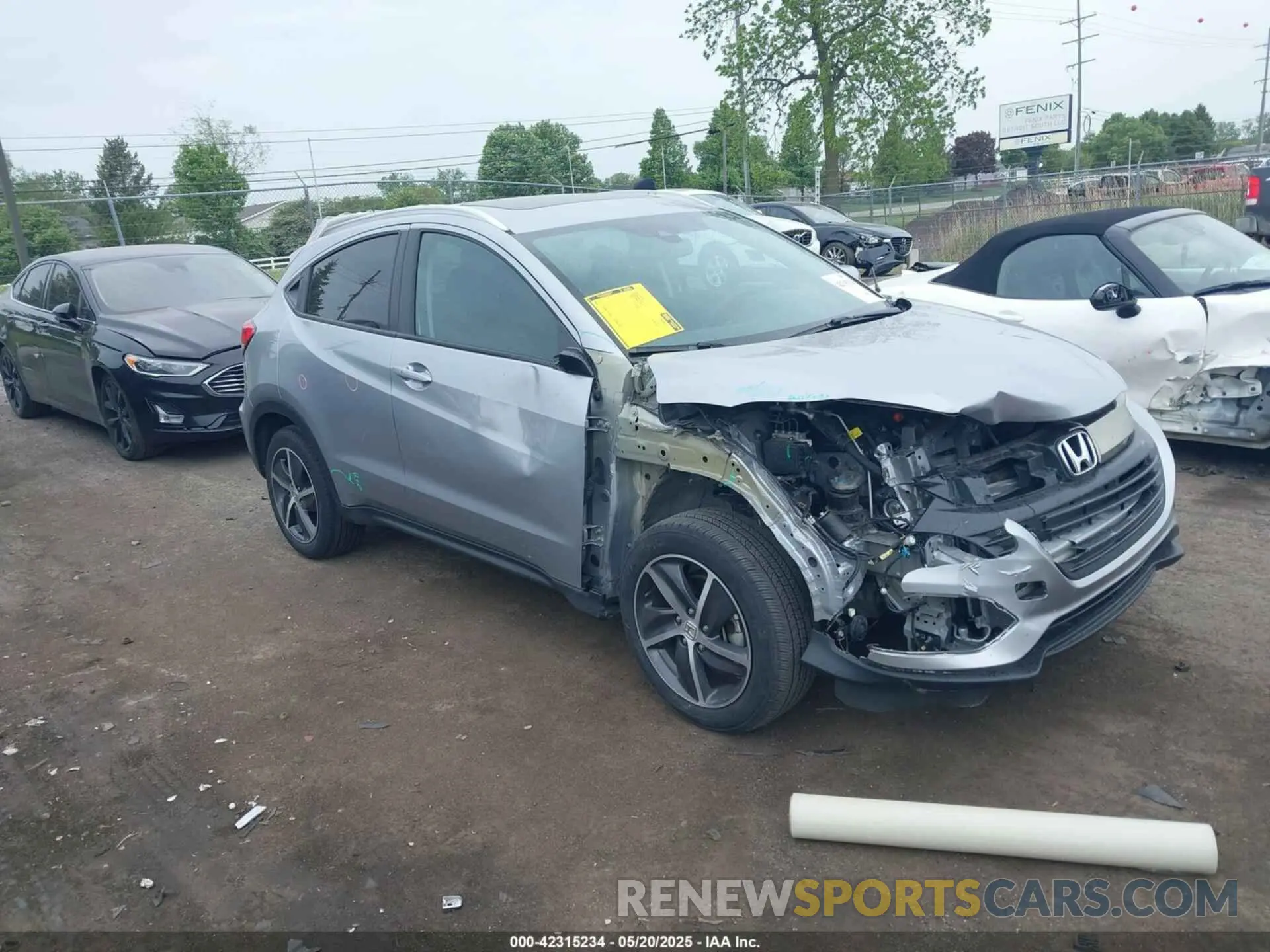 1 Photograph of a damaged car 3CZRU6H73NM747607 HONDA HR-V 2022