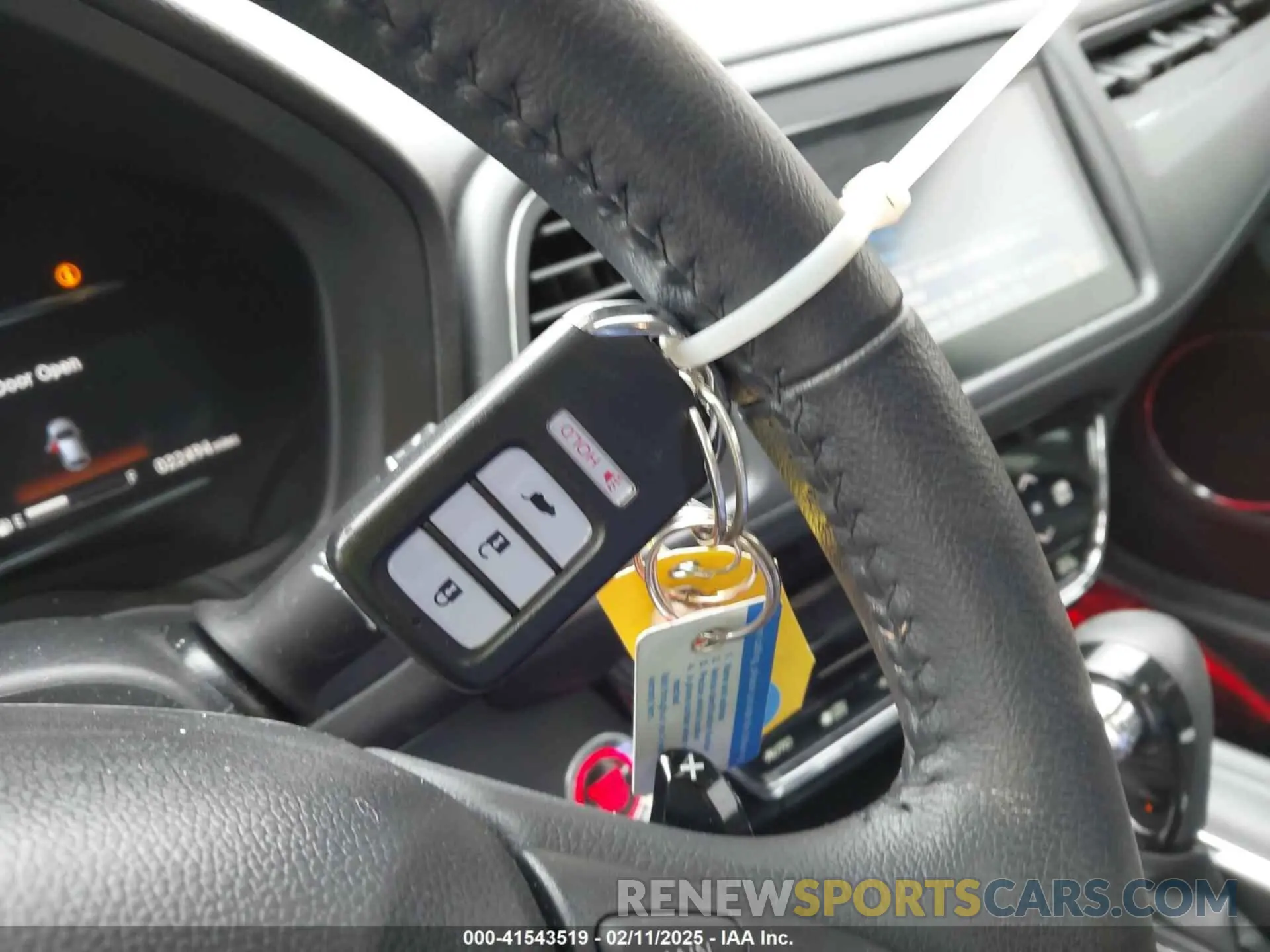 11 Photograph of a damaged car 3CZRU6H74NM725048 HONDA HR-V 2022