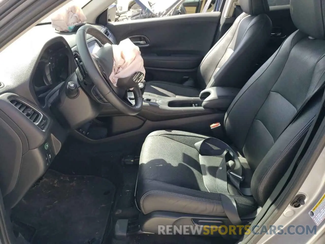 7 Photograph of a damaged car 3CZRU6H76NM750050 HONDA HR-V 2022