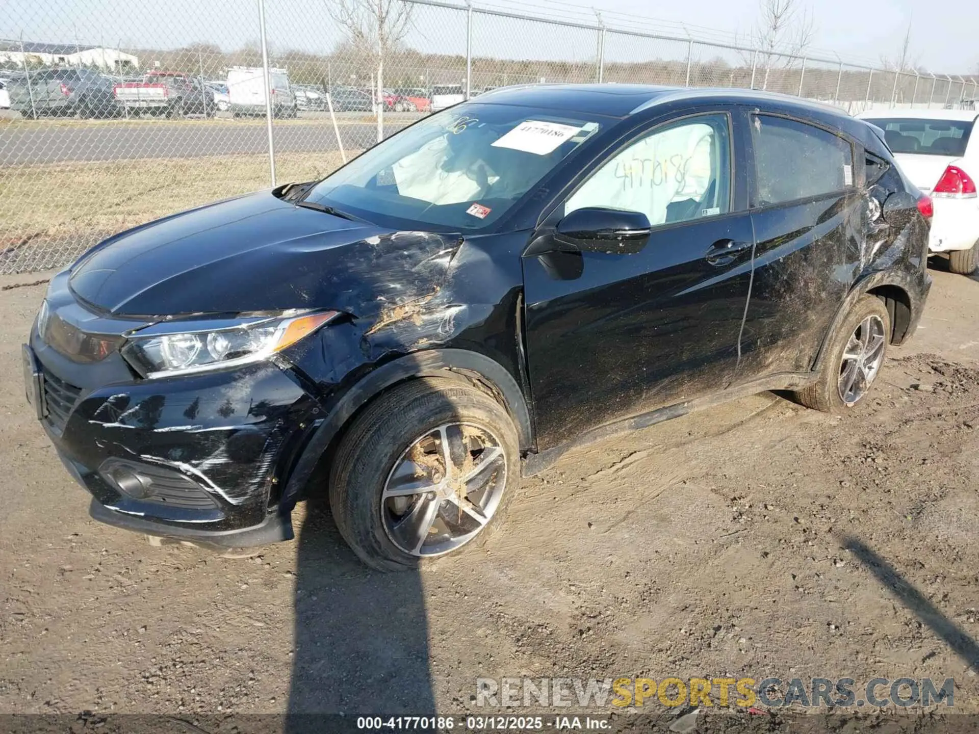 2 Photograph of a damaged car 3CZRU6H78NM700055 HONDA HR-V 2022