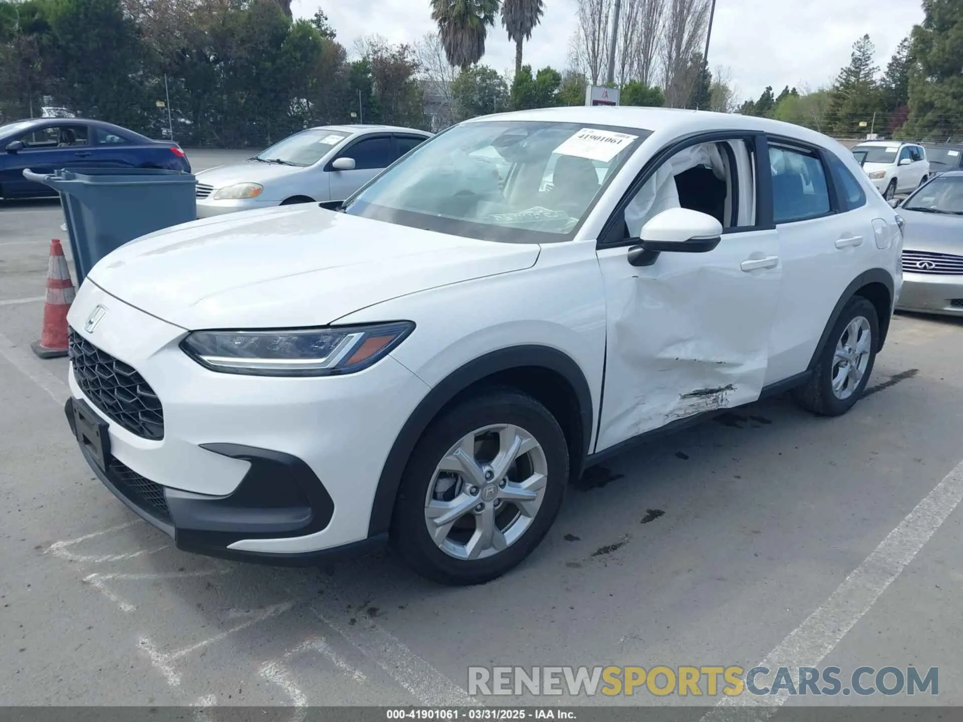 2 Photograph of a damaged car 3CZRZ1H30PM737458 HONDA HR-V 2023