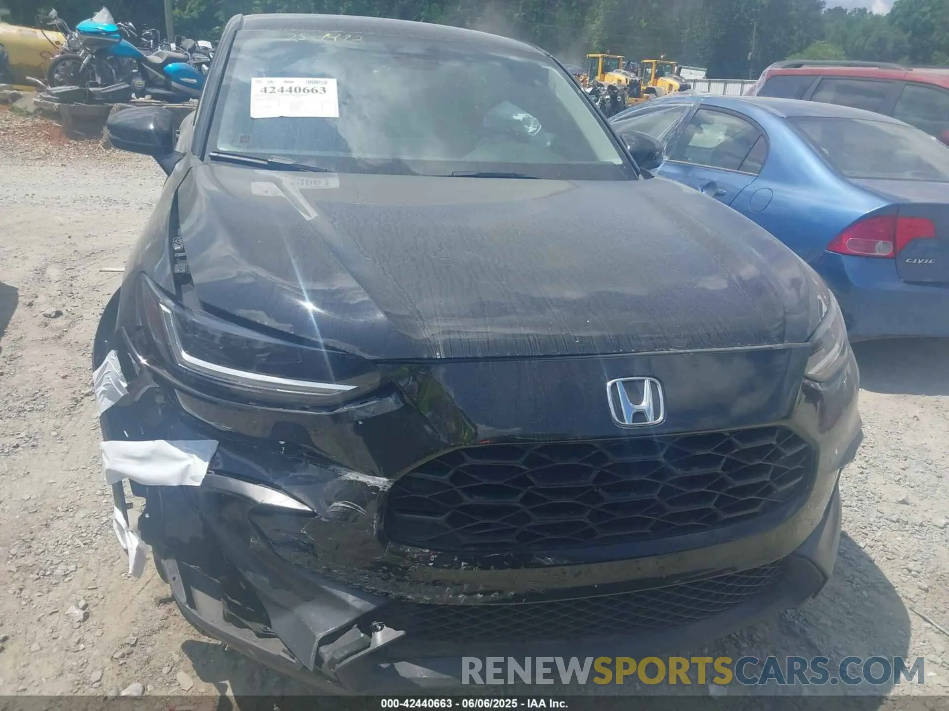12 Photograph of a damaged car 3CZRZ1H30PM742885 HONDA HR-V 2023