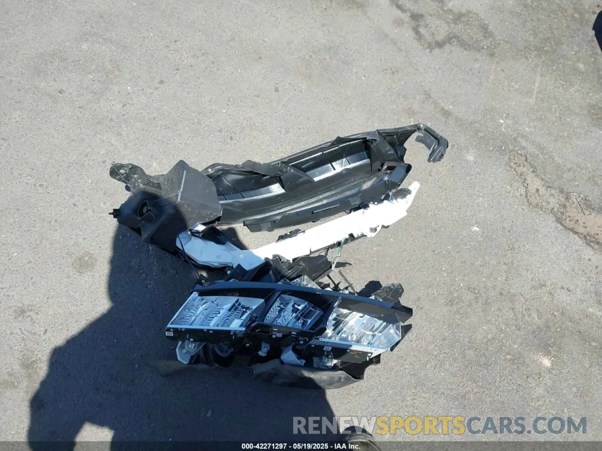 12 Photograph of a damaged car 3CZRZ1H31PM702198 HONDA HR-V 2023