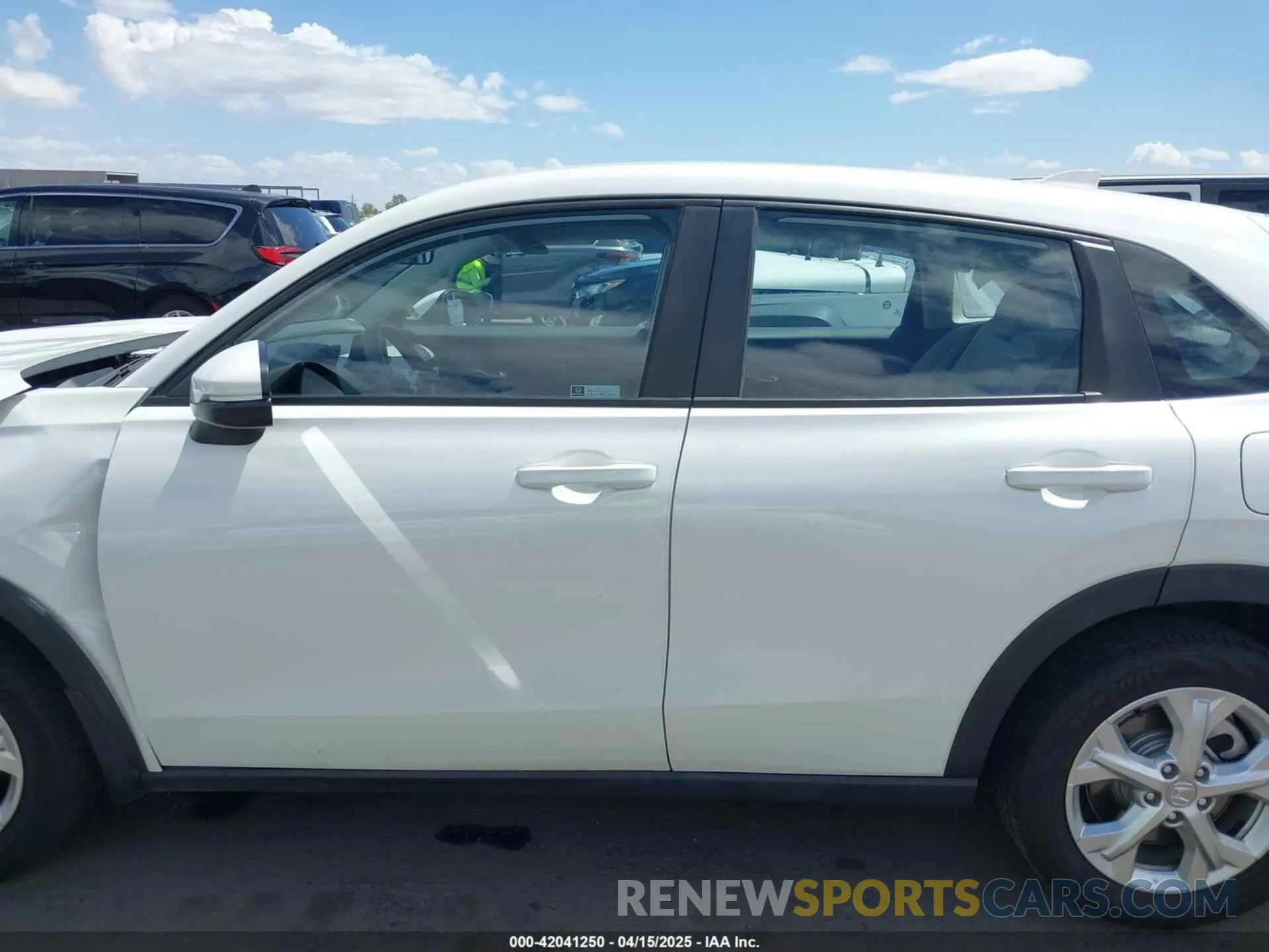 14 Photograph of a damaged car 3CZRZ1H31PM706638 HONDA HR-V 2023