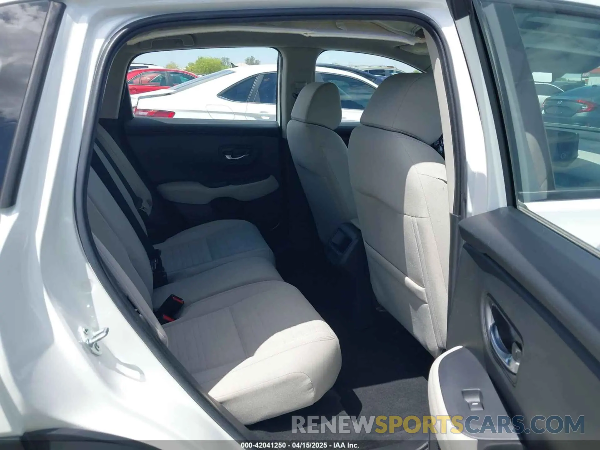 8 Photograph of a damaged car 3CZRZ1H31PM706638 HONDA HR-V 2023