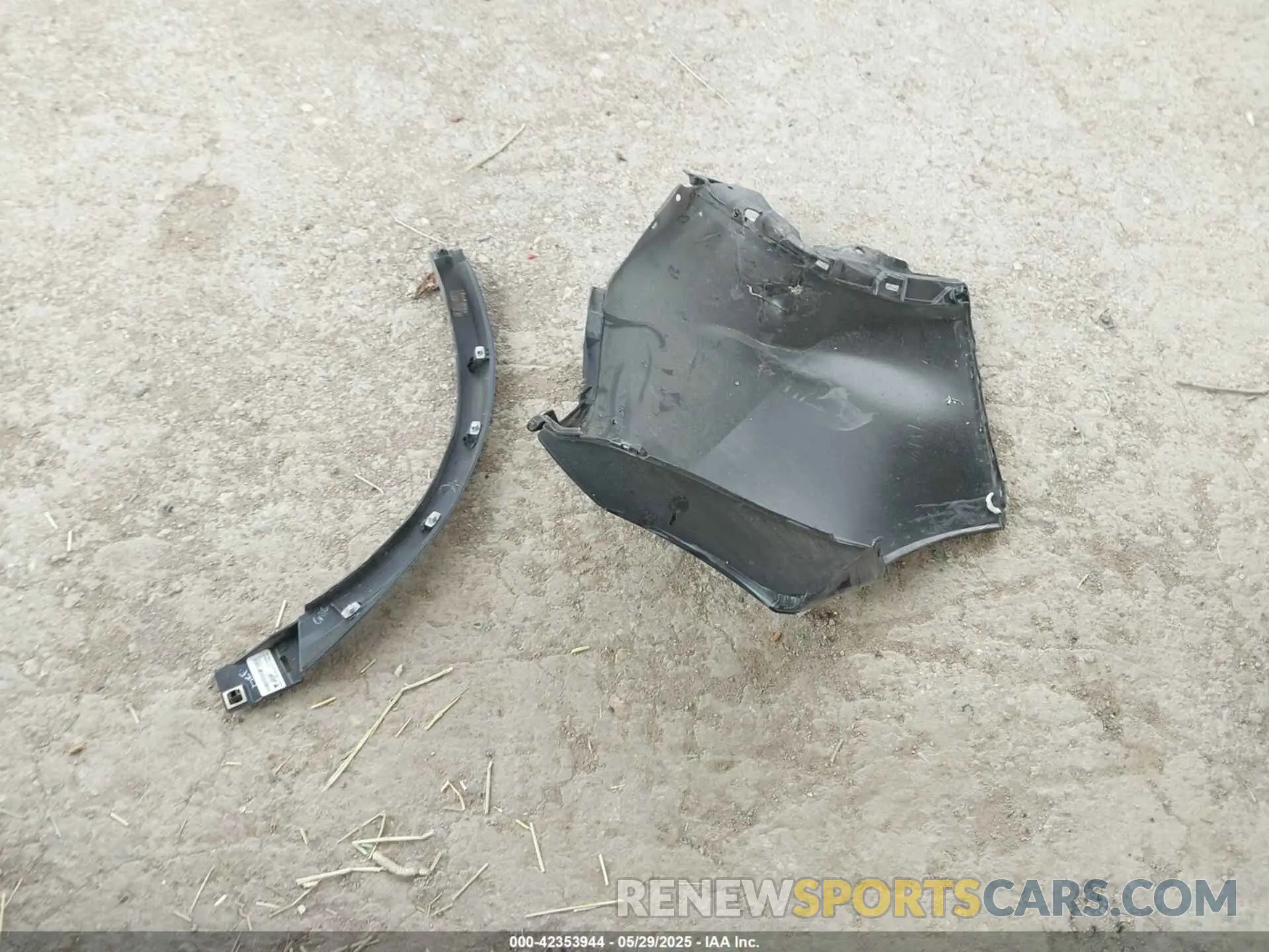 12 Photograph of a damaged car 3CZRZ1H31PM738778 HONDA HR-V 2023