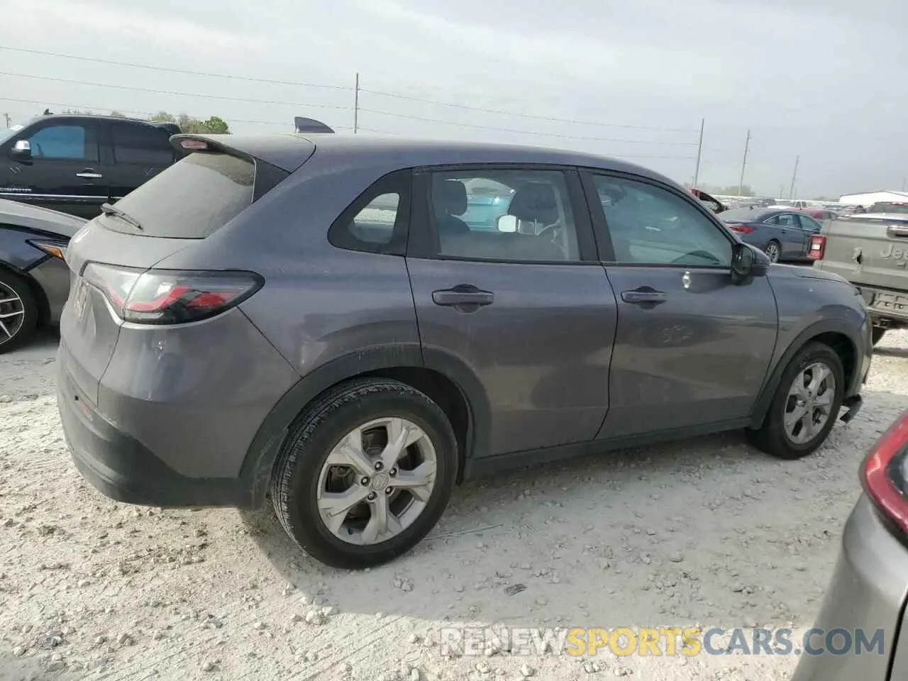 3 Photograph of a damaged car 3CZRZ1H32PM704395 HONDA HR-V 2023