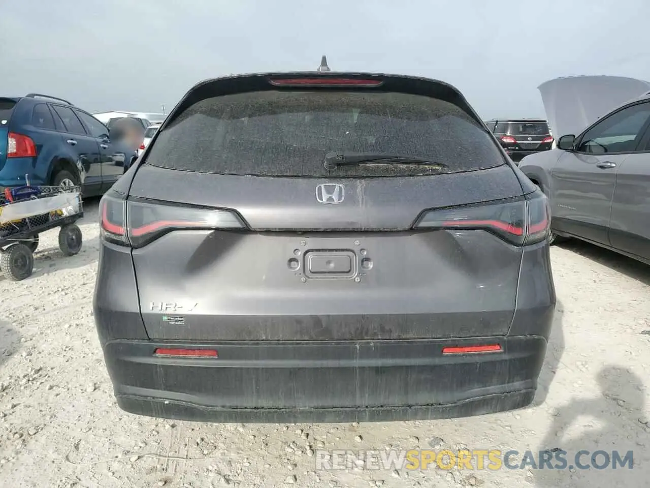 6 Photograph of a damaged car 3CZRZ1H32PM704395 HONDA HR-V 2023