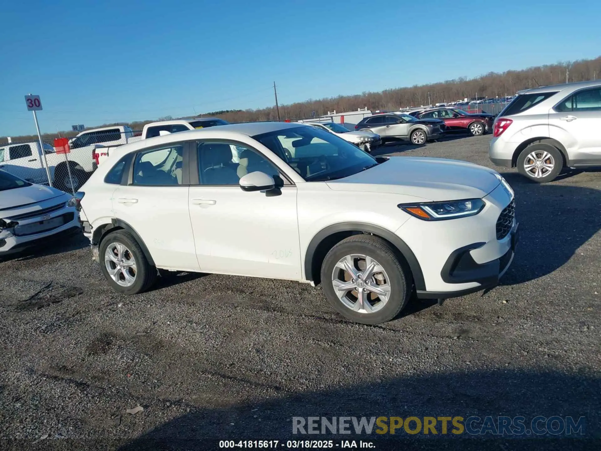 13 Photograph of a damaged car 3CZRZ1H32PM724551 HONDA HR-V 2023