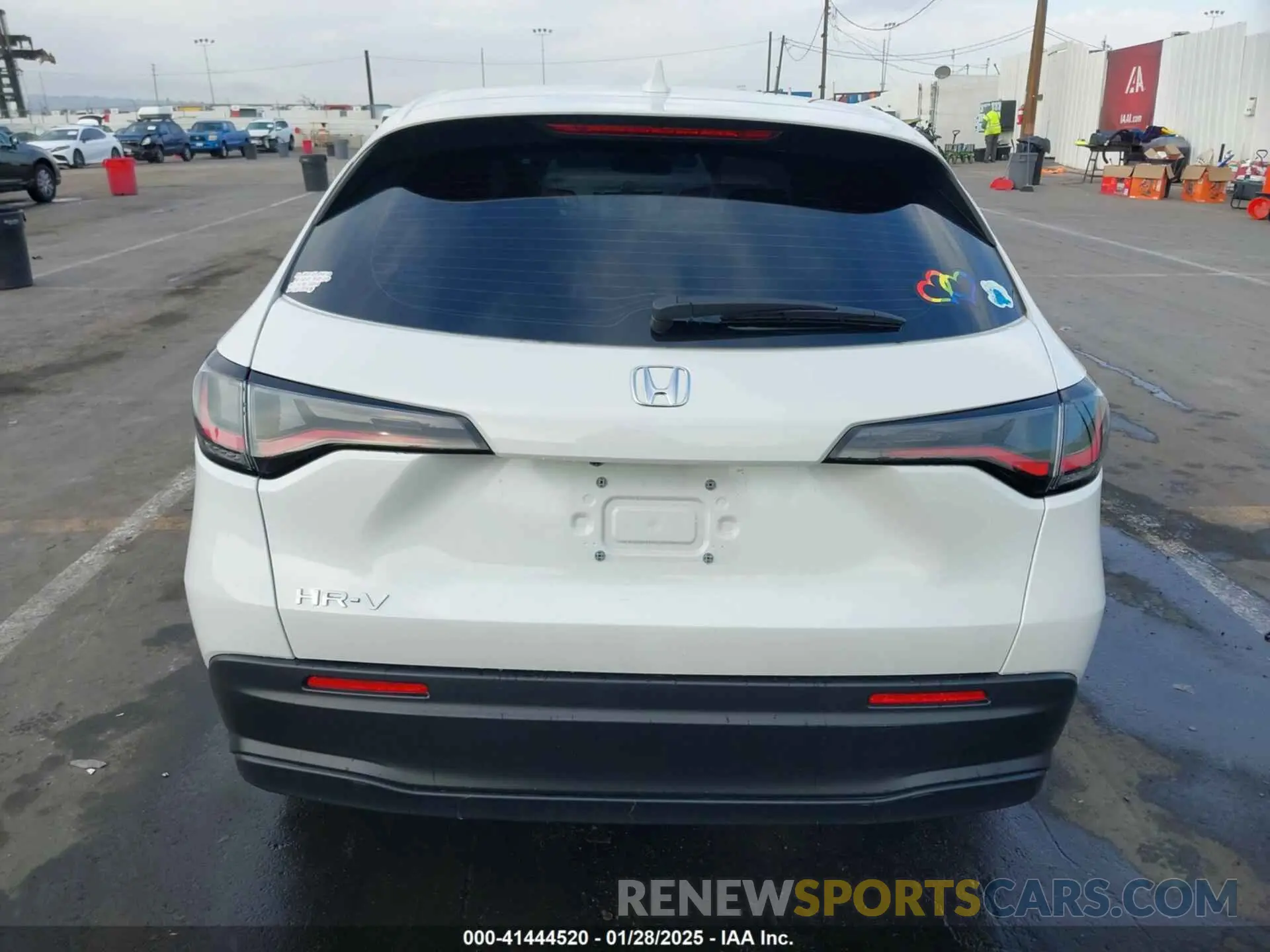 16 Photograph of a damaged car 3CZRZ1H32PM739454 HONDA HR-V 2023