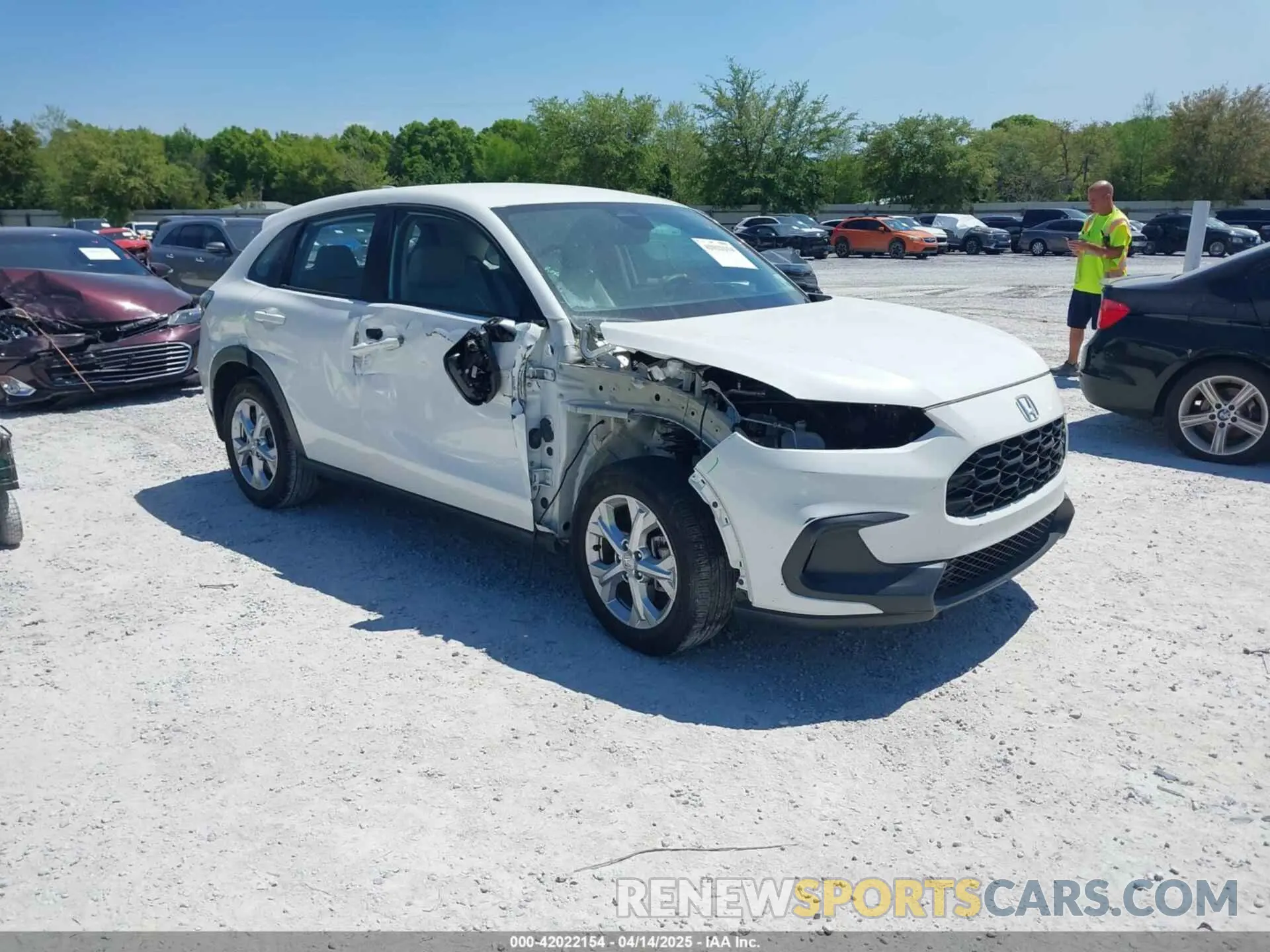 1 Photograph of a damaged car 3CZRZ1H33PM717656 HONDA HR-V 2023