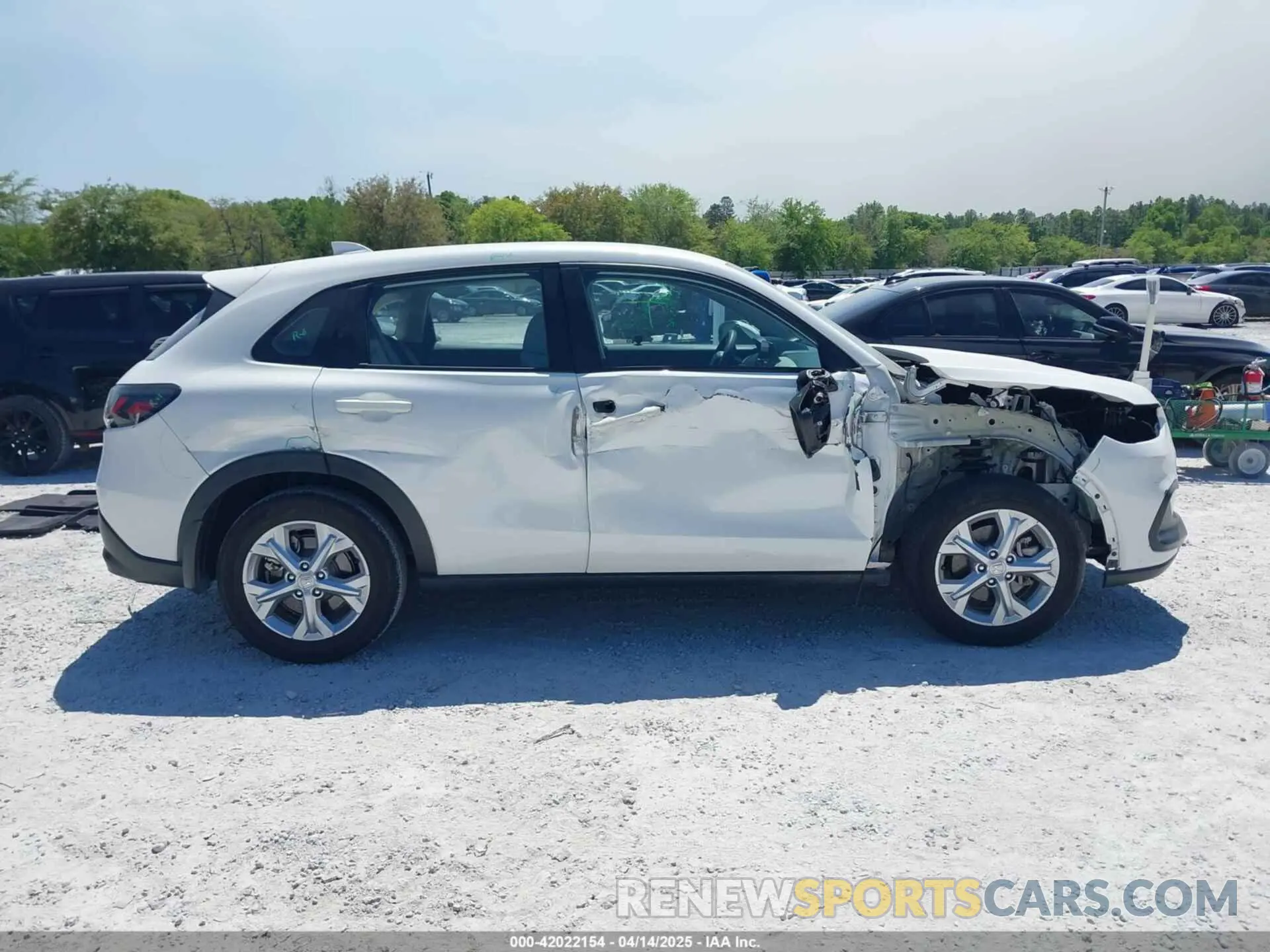 12 Photograph of a damaged car 3CZRZ1H33PM717656 HONDA HR-V 2023