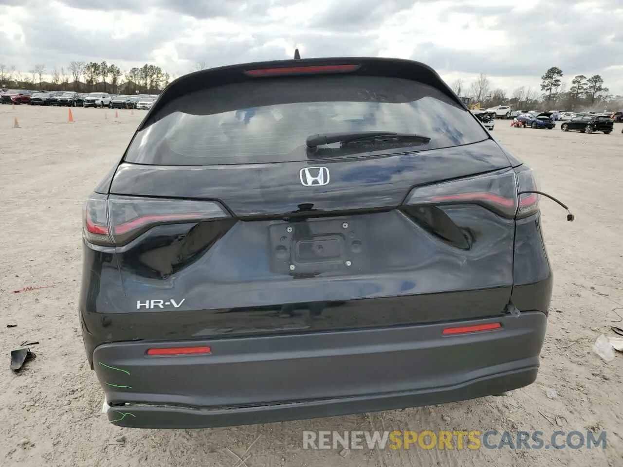 6 Photograph of a damaged car 3CZRZ1H33PM728737 HONDA HR-V 2023