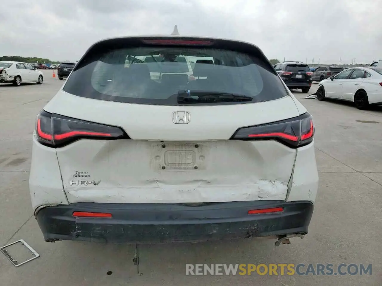 6 Photograph of a damaged car 3CZRZ1H34PM704706 HONDA HR-V 2023