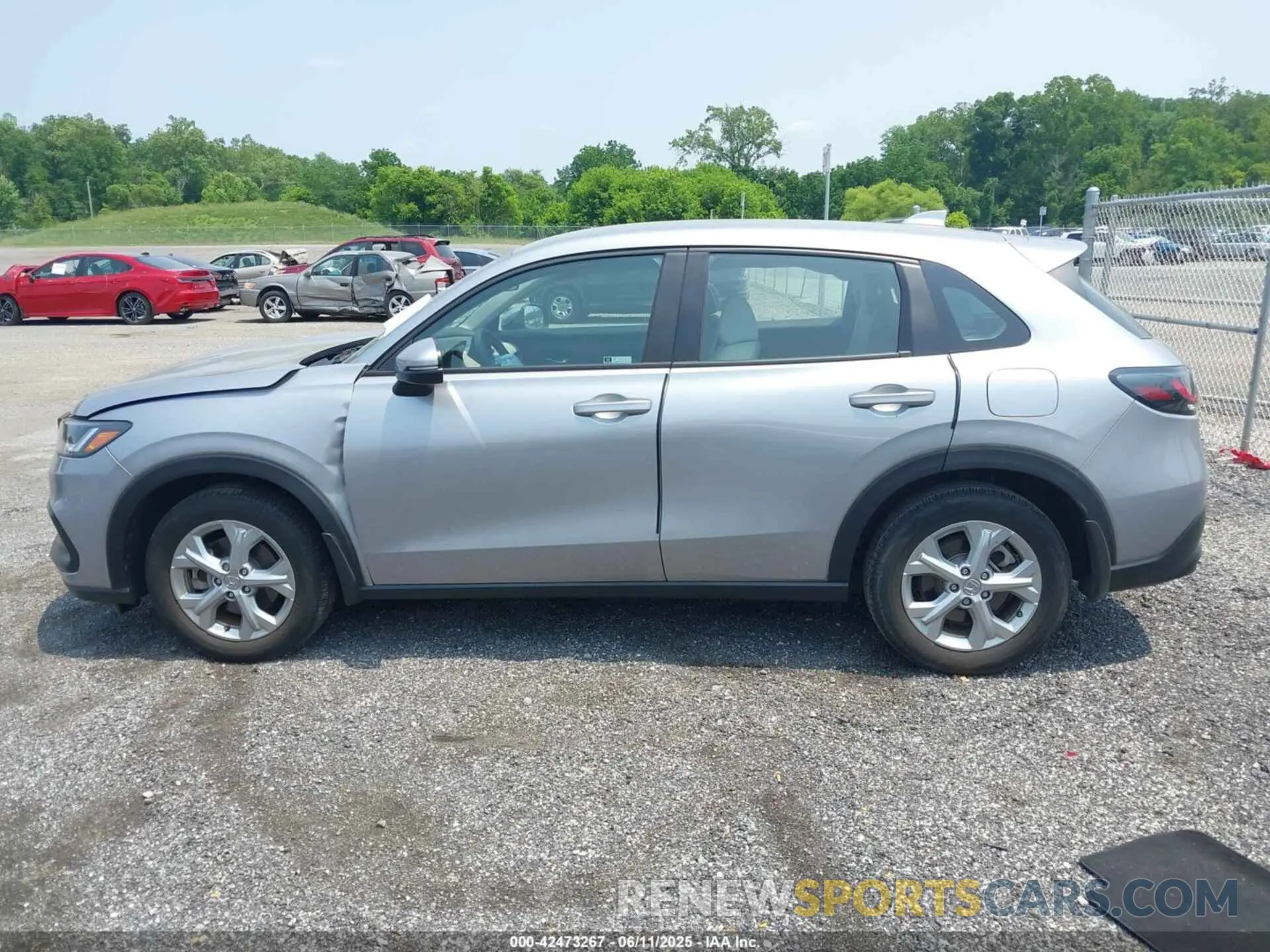 14 Photograph of a damaged car 3CZRZ1H34PM723904 HONDA HR-V 2023