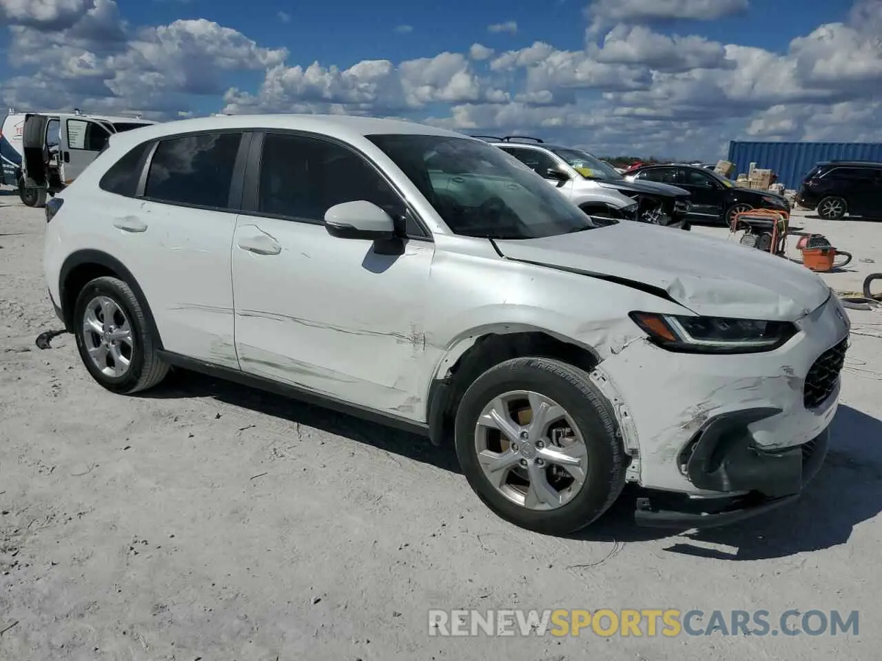 4 Photograph of a damaged car 3CZRZ1H34PM727757 HONDA HR-V 2023