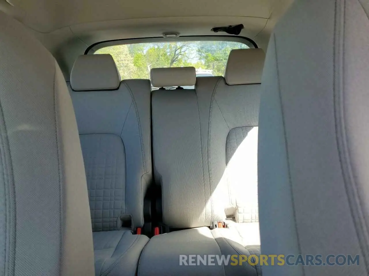 10 Photograph of a damaged car 3CZRZ1H36PM704626 HONDA HR-V 2023