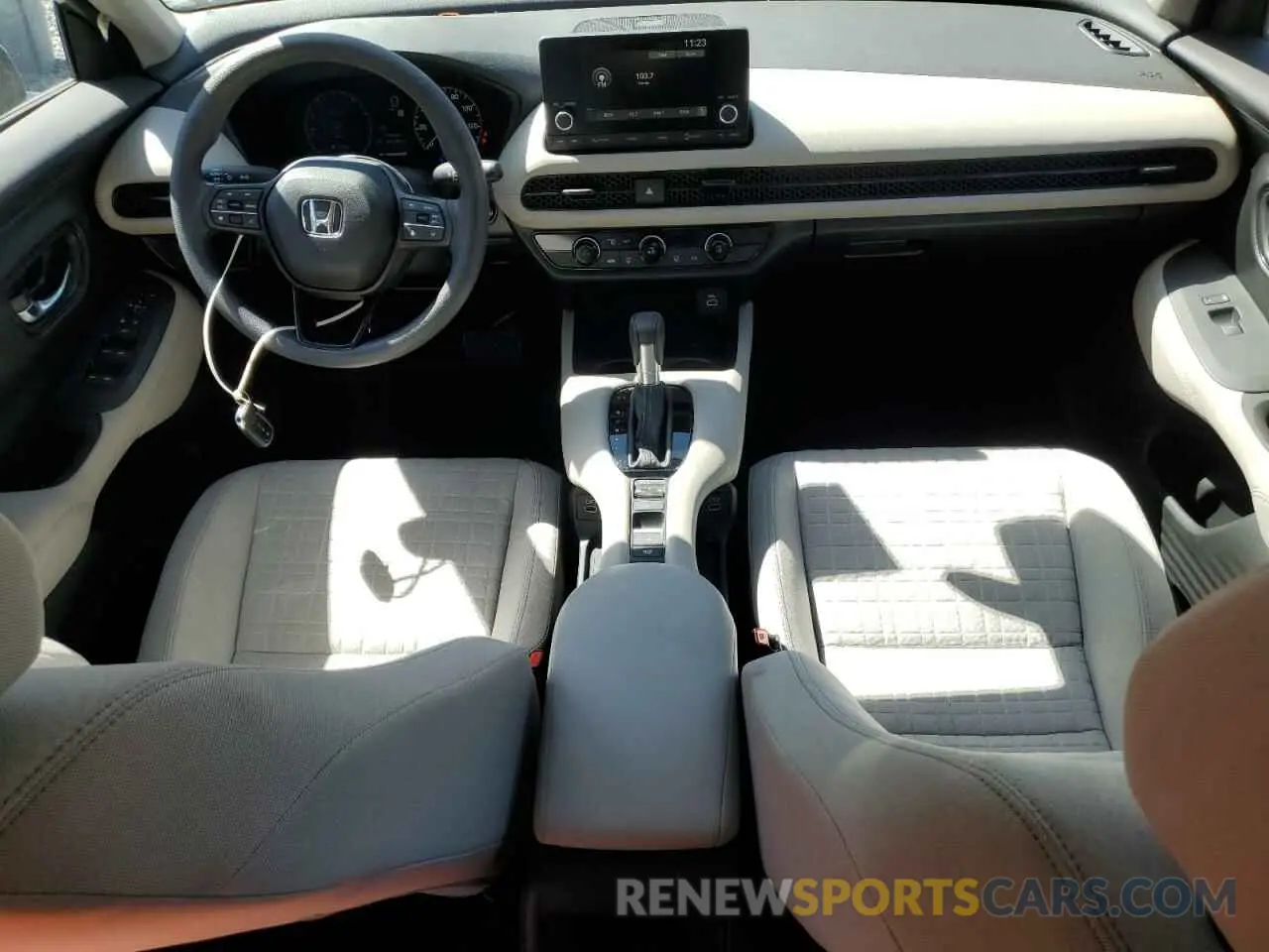 8 Photograph of a damaged car 3CZRZ1H36PM704626 HONDA HR-V 2023