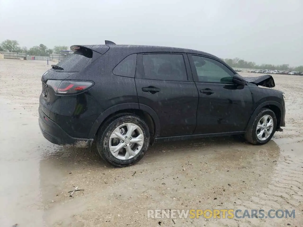 3 Photograph of a damaged car 3CZRZ1H37PM734380 HONDA HR-V 2023