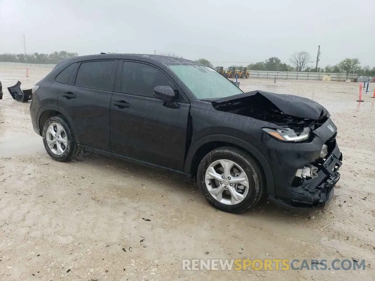 4 Photograph of a damaged car 3CZRZ1H37PM734380 HONDA HR-V 2023