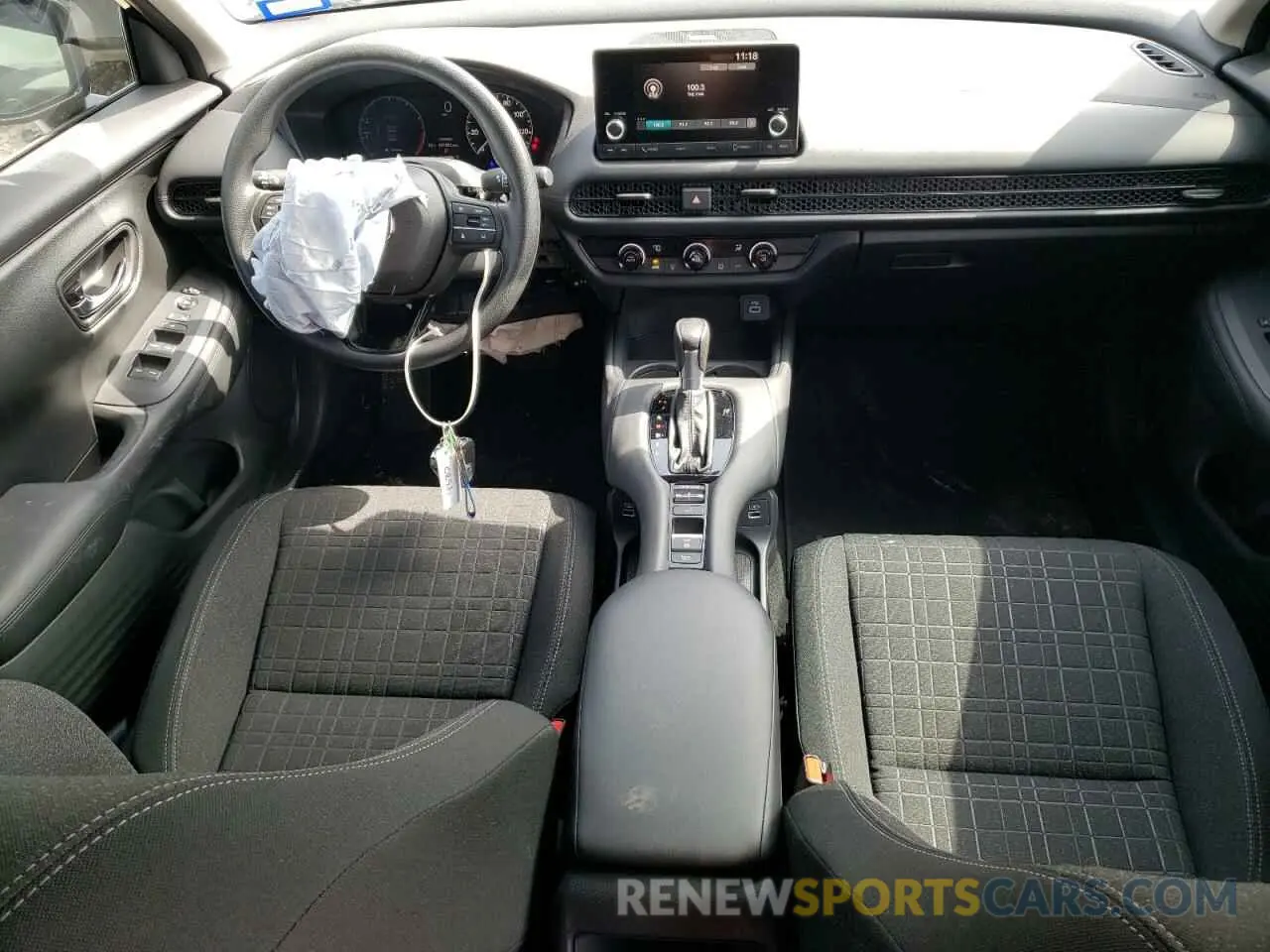 8 Photograph of a damaged car 3CZRZ1H37PM734380 HONDA HR-V 2023