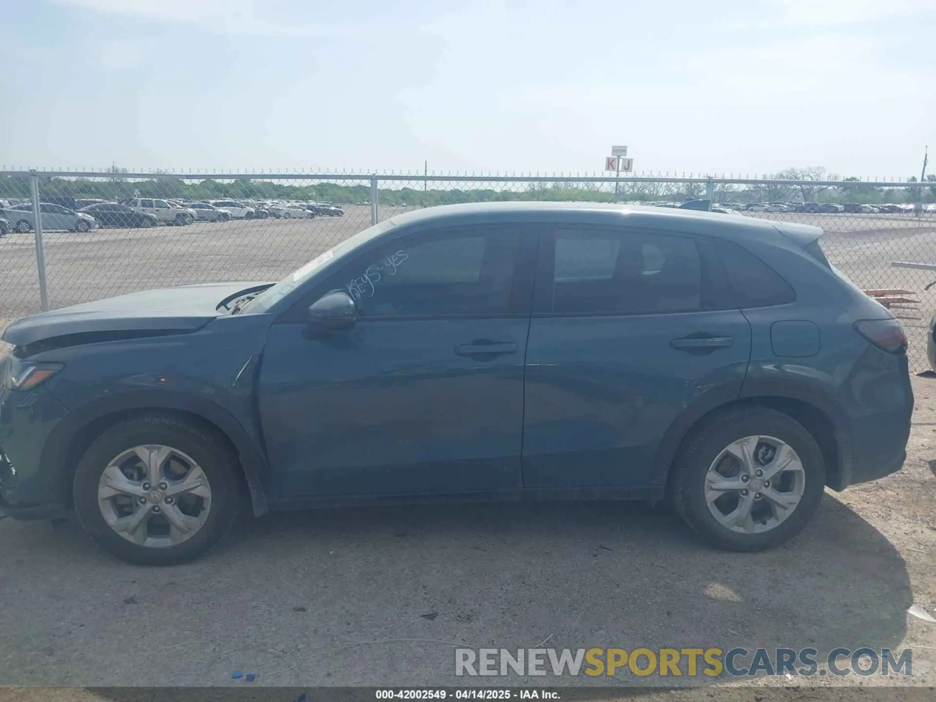 14 Photograph of a damaged car 3CZRZ1H38PM702232 HONDA HR-V 2023
