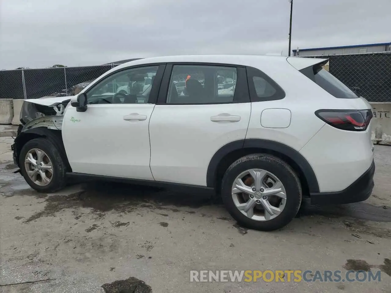 2 Photograph of a damaged car 3CZRZ1H38PM740303 HONDA HR-V 2023