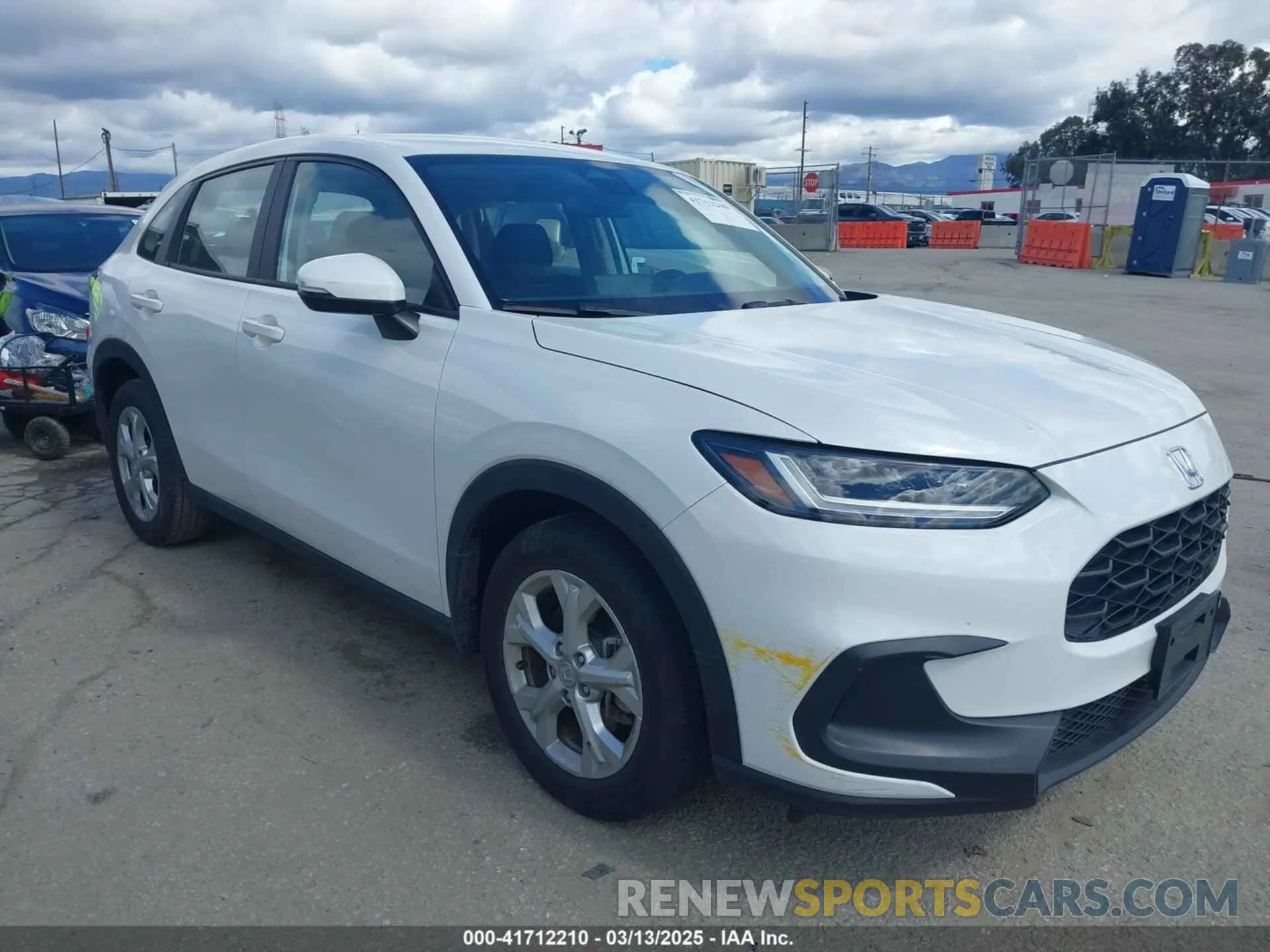 1 Photograph of a damaged car 3CZRZ1H39PM723008 HONDA HR-V 2023