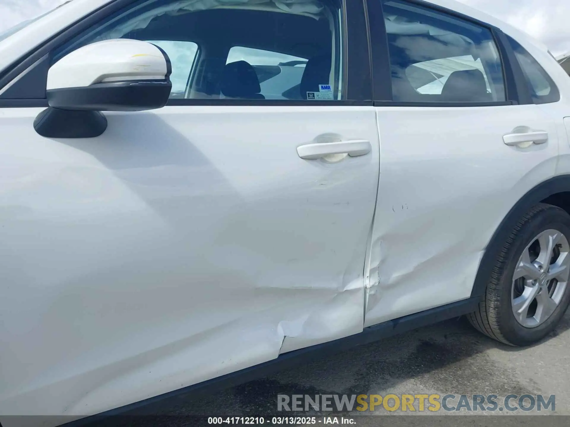 6 Photograph of a damaged car 3CZRZ1H39PM723008 HONDA HR-V 2023