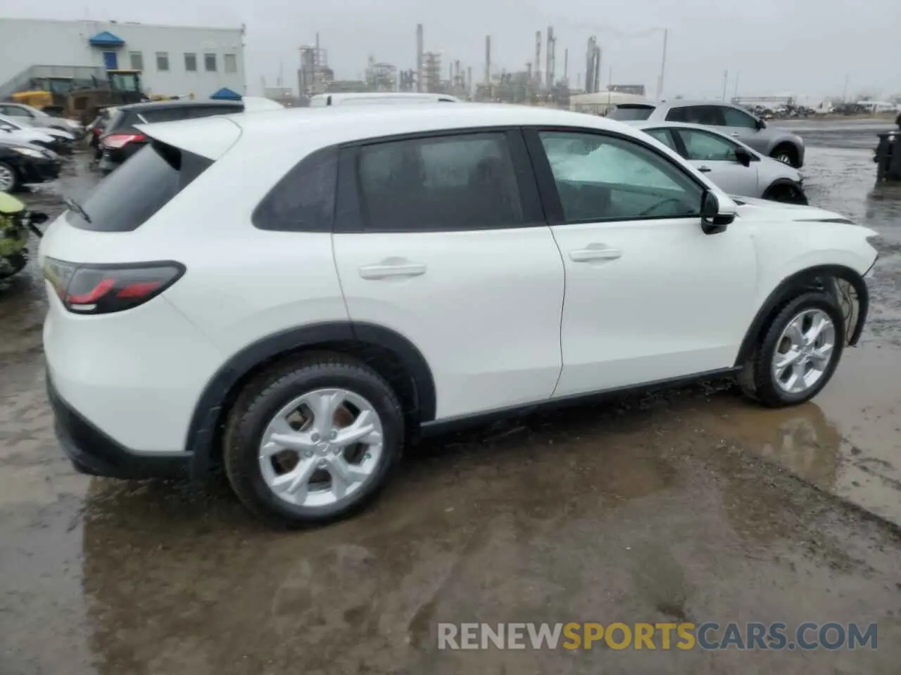 3 Photograph of a damaged car 3CZRZ1H3XPM100478 HONDA HR-V 2023