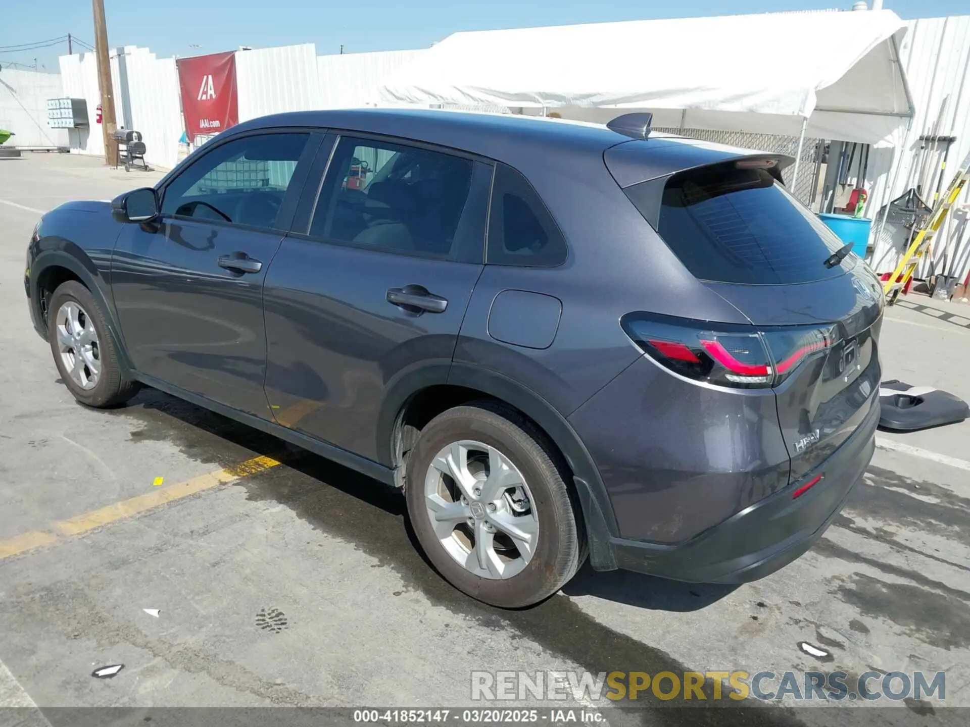 3 Photograph of a damaged car 3CZRZ1H3XPM729920 HONDA HR-V 2023