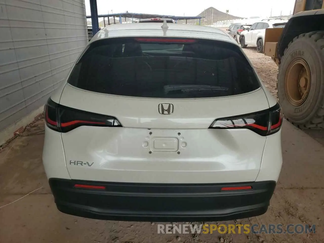 6 Photograph of a damaged car 3CZRZ1H3XPM742263 HONDA HR-V 2023