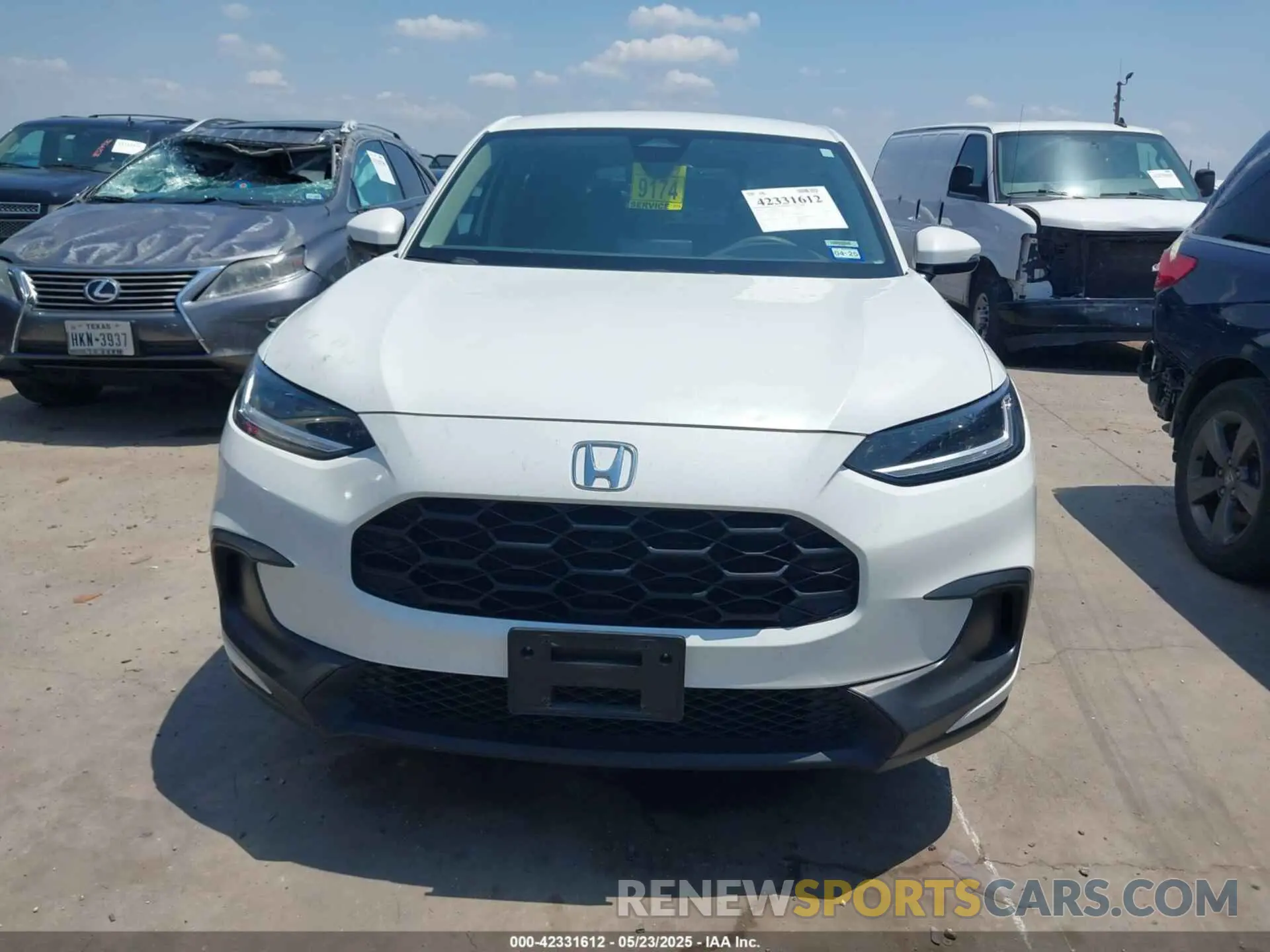 12 Photograph of a damaged car 3CZRZ1H3XPM743705 HONDA HR-V 2023