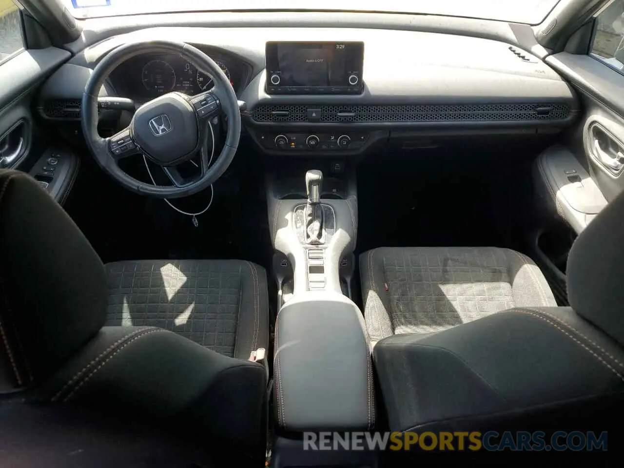 8 Photograph of a damaged car 3CZRZ1H50PM712805 HONDA HR-V 2023