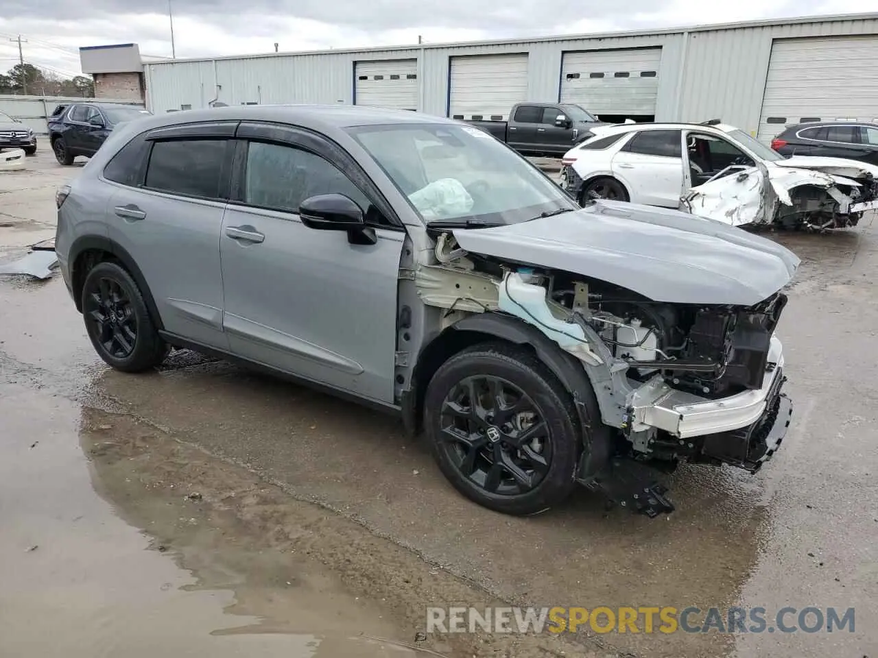 4 Photograph of a damaged car 3CZRZ1H52PM720095 HONDA HR-V 2023