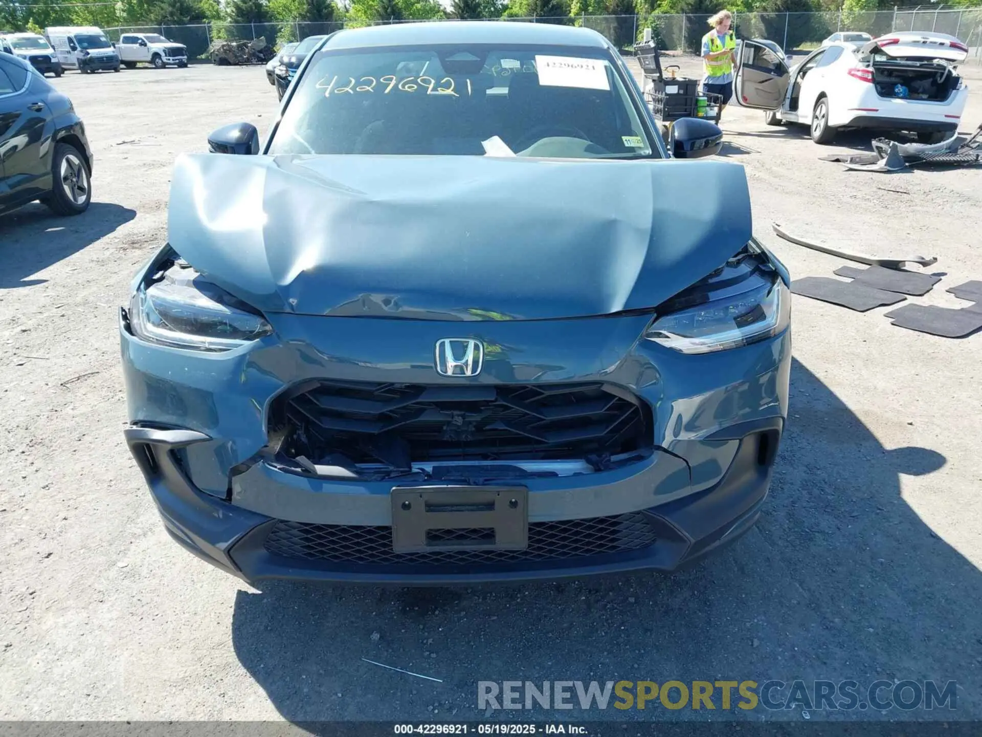 13 Photograph of a damaged car 3CZRZ1H53PM705427 HONDA HR-V 2023
