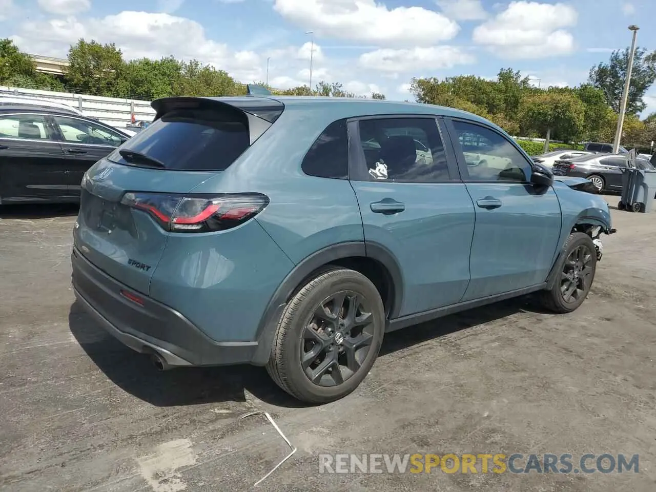 3 Photograph of a damaged car 3CZRZ1H53PM718730 HONDA HR-V 2023