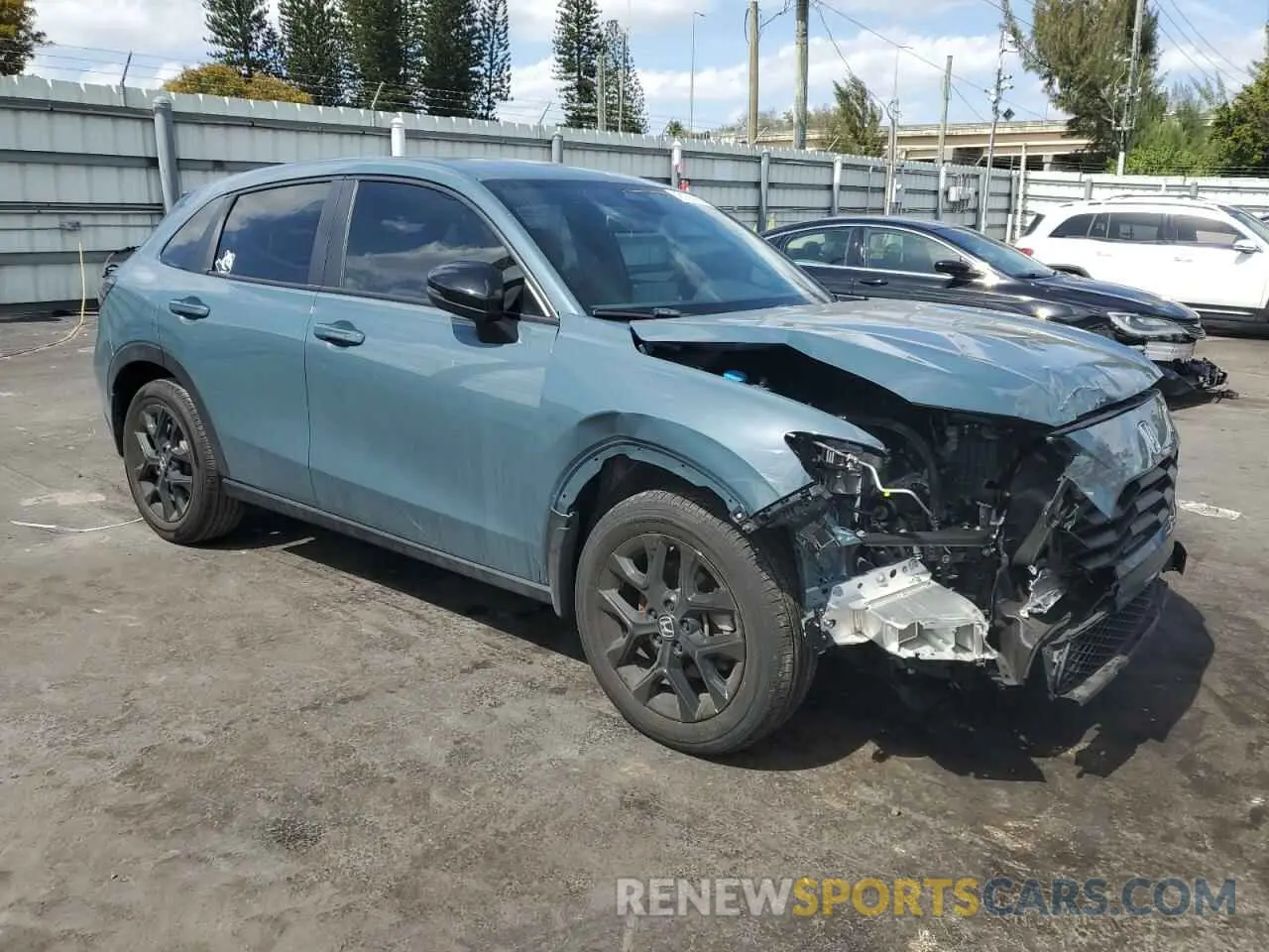 4 Photograph of a damaged car 3CZRZ1H53PM718730 HONDA HR-V 2023