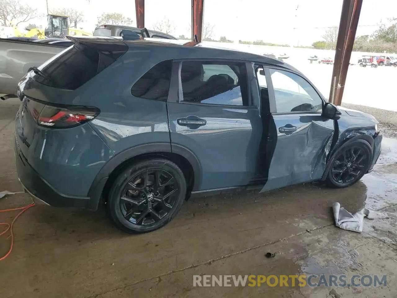 3 Photograph of a damaged car 3CZRZ1H53PM718744 HONDA HR-V 2023